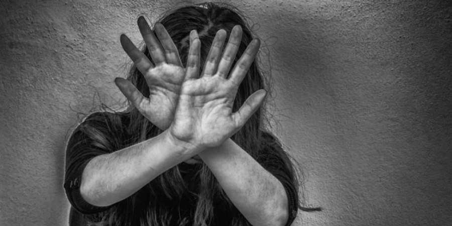 ΛΕΜΕΣΟΣ: Ανήλικη κατάγγειλε την μητέρα της για βία -Εξετάζεται από την ιατροδικαστή Αγγελική Παπέττα